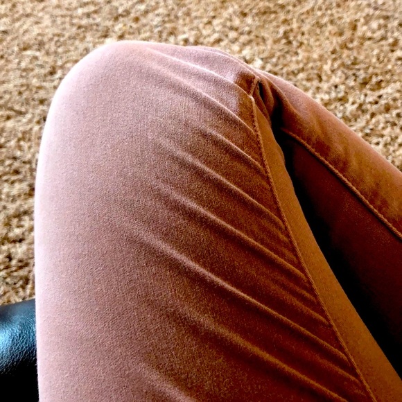 Meet your Posher, Jewel - Picture 3 of 5